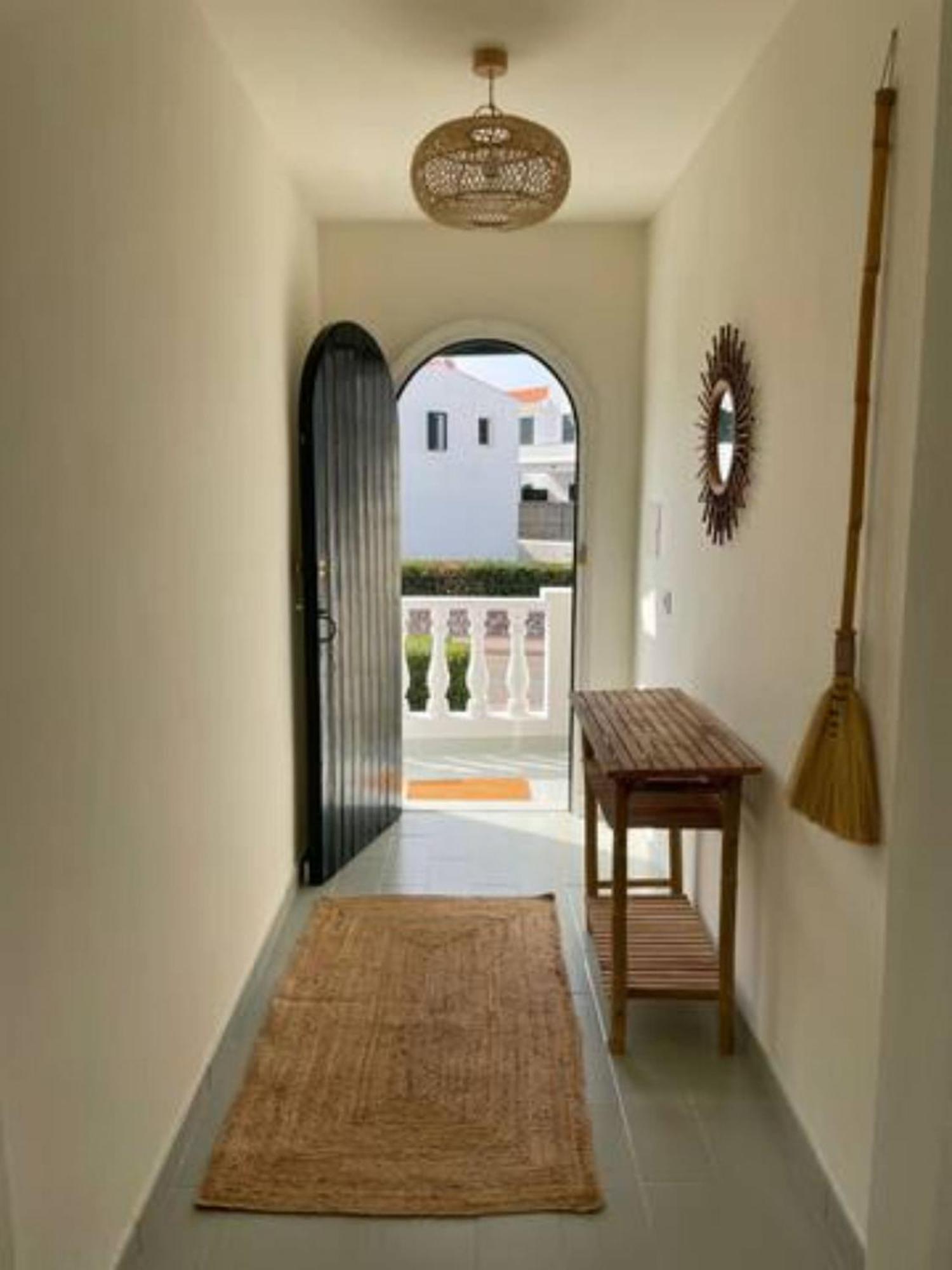 Arenal D'En Castell South Apartment Exterior photo