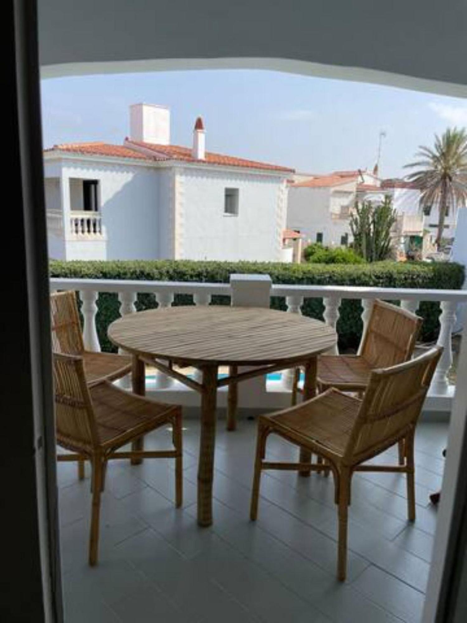 Arenal D'En Castell South Apartment Exterior photo